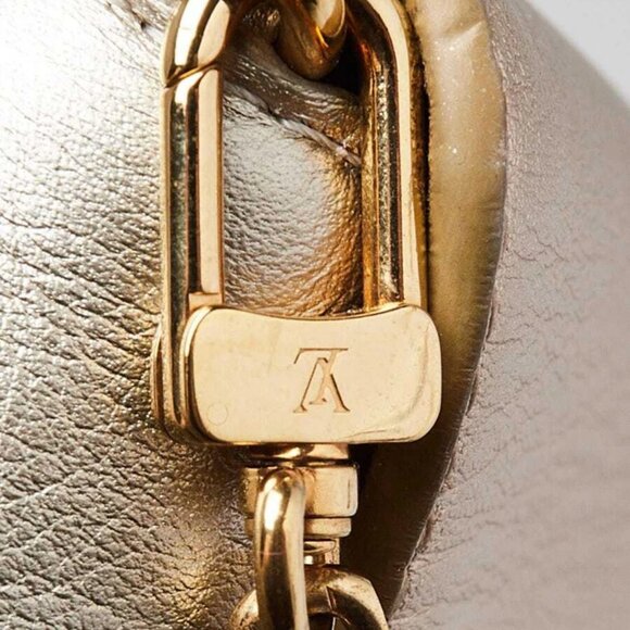 Louis Vuitton Gold Calfskin Leather Love Note Bag - Picture 4 of 11